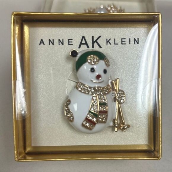 Anne Klein White Green Red Gold Tone Rhinestones Skiing Snowman Brooch - Picture 1 of 11